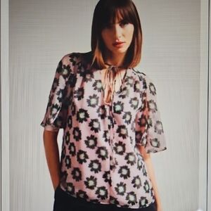 TED BAKER: NWOT Harlynn Floral Print Blouse
